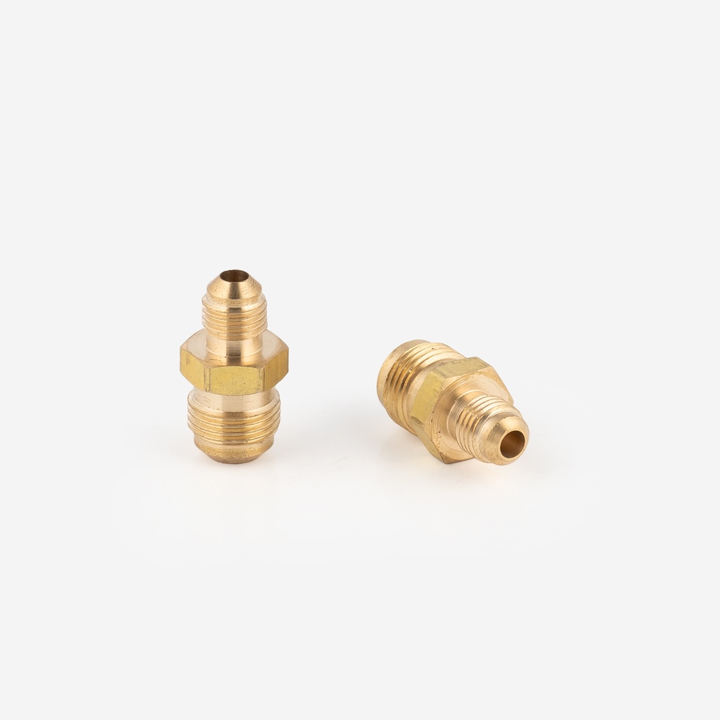 Reducing union SAE 3/8"M x 1/4"M