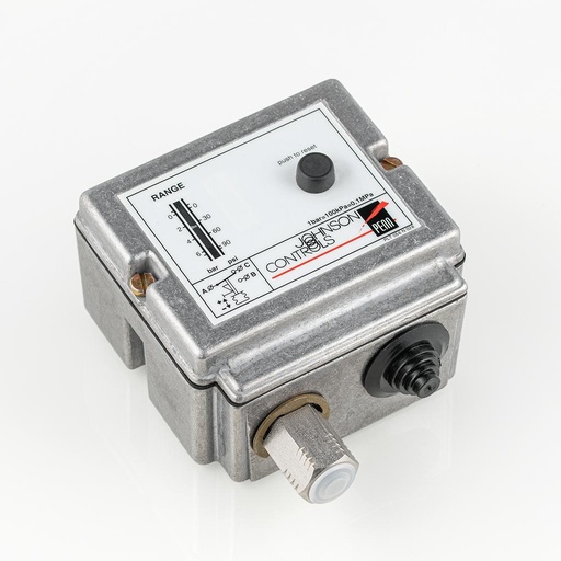 [E02021007] Pressostaatti ammoniakki Johnson Controls P77BCA-9700 (-0.5 - 7 bar) manual