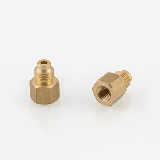 [J02421021] Adapter R410a 40AN91 1/4"SAEF x 5/16"SAEM